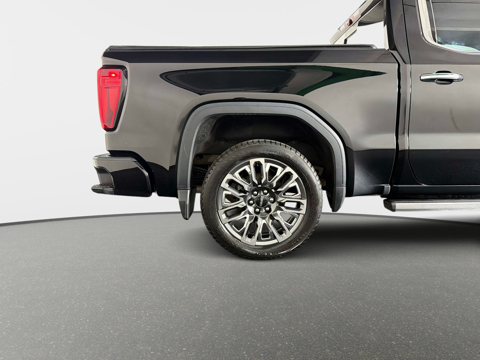 Used 2024 GMC Sierra 1500 Denali Ultimate AWD/4WD image 20
