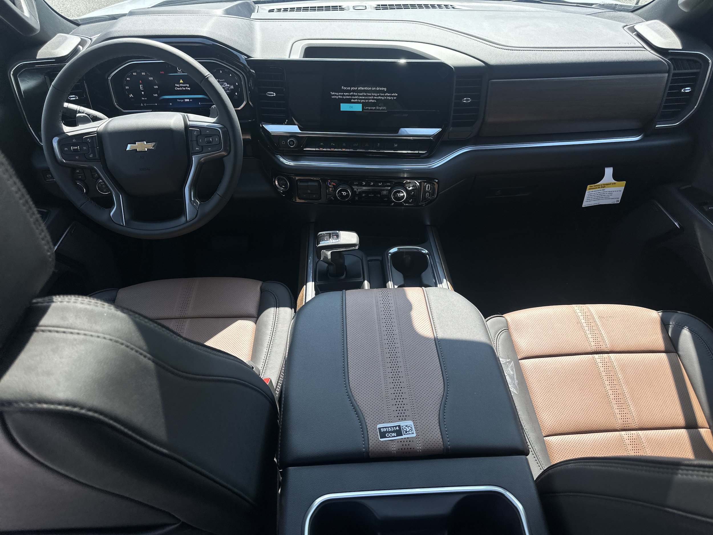 New 2026 Chevrolet Silverado 1500 High Country w/ High Country Premium Package AWD/4WD image 22
