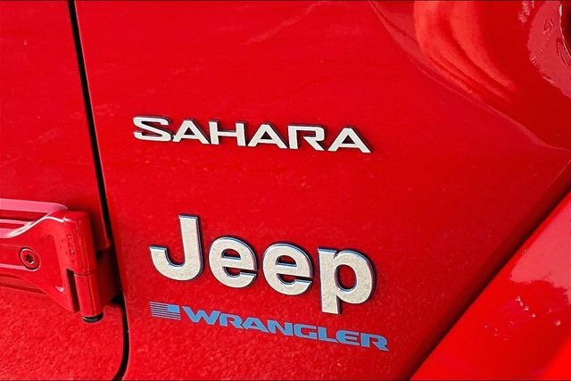 Used 2024 Jeep Wrangler Unlimited Sahara AWD/4WD image 24