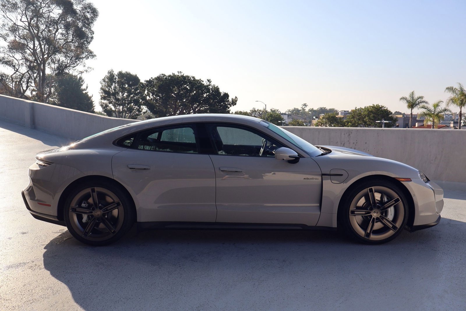 New 2025 Porsche Taycan Turbo image 8