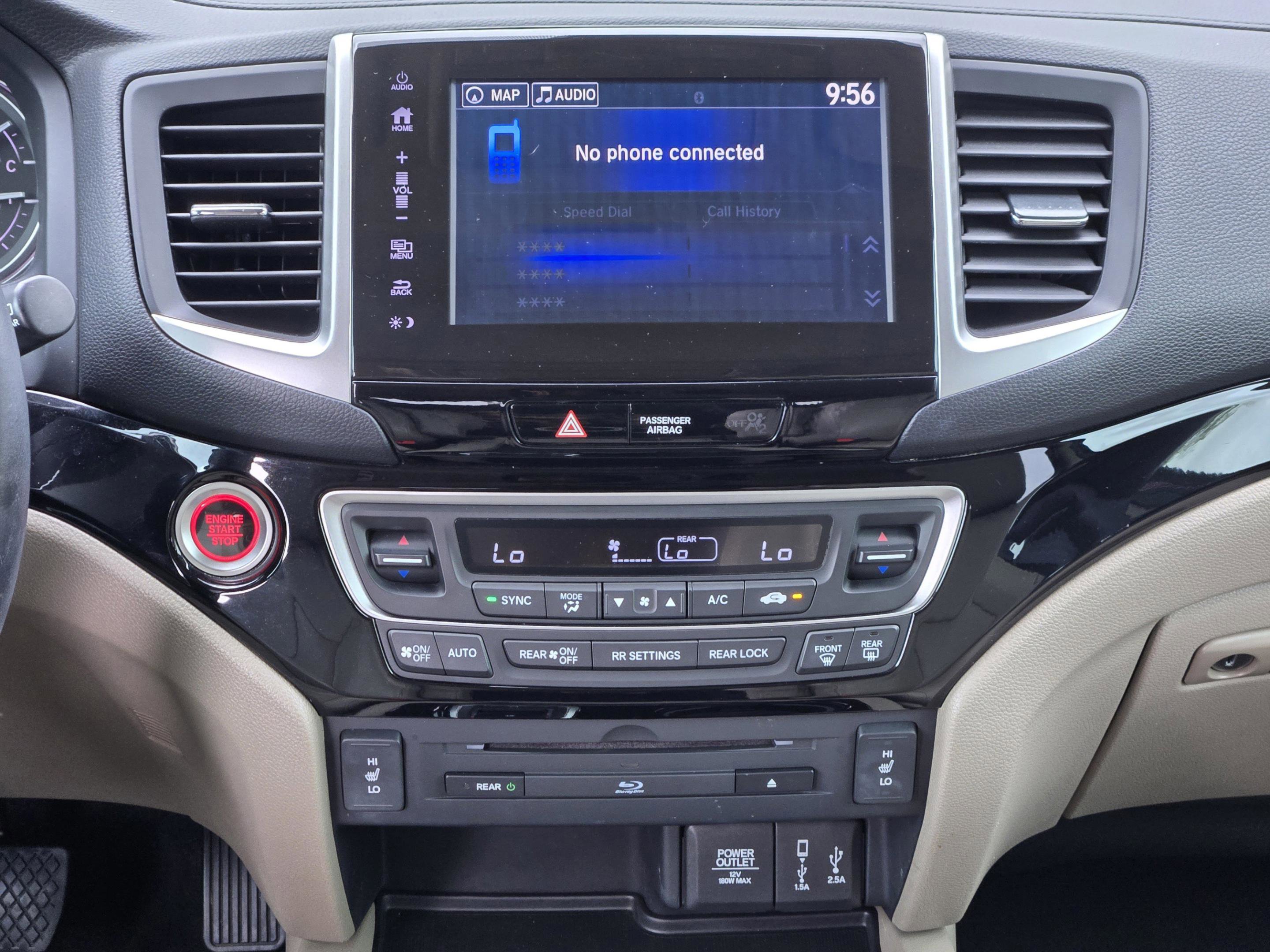 Used 2017 Honda Pilot Touring image 12
