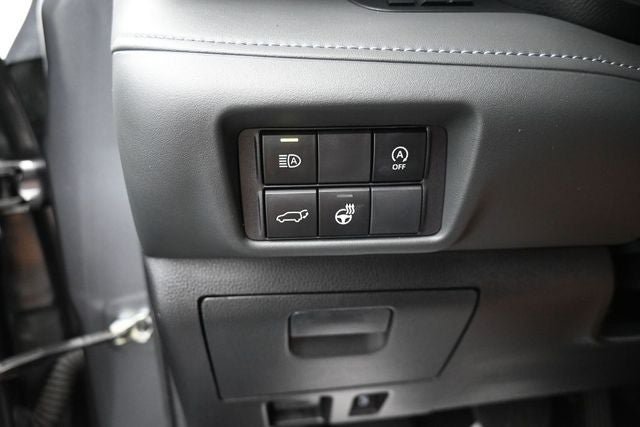 Used 2024 Toyota Highlander XSE AWD/4WD image 24