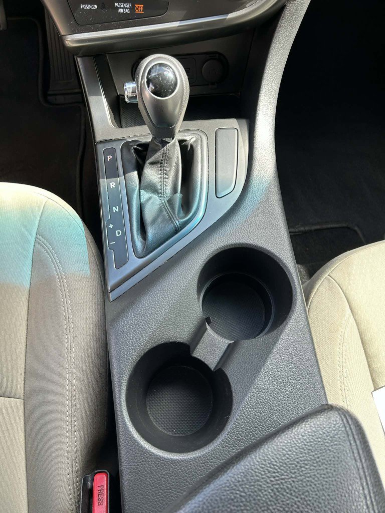 Used 2013 Kia Optima LX w/ Convenience Pkg image 9