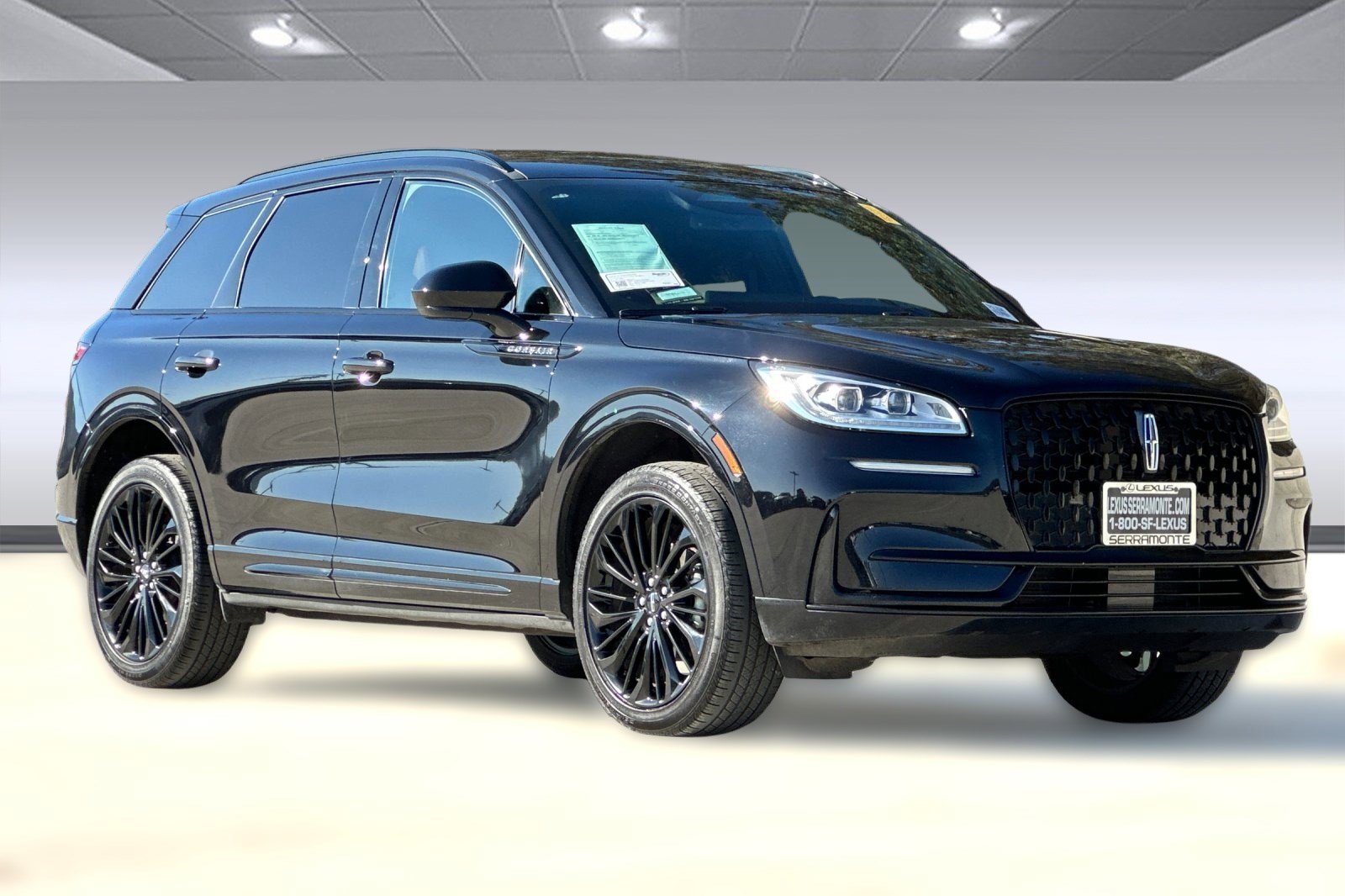 Used 2023 Lincoln Corsair Reserve w/ Jet Appearance Package image 6
