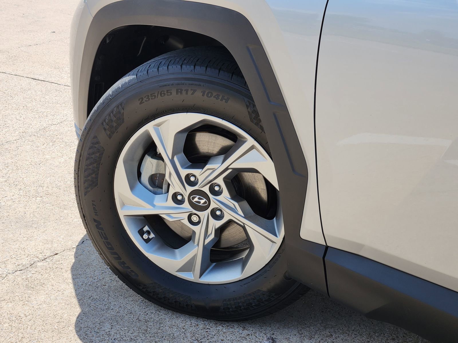 Used 2024 Hyundai Tucson SEL FWD image 17