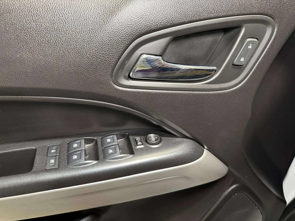 Used 2019 Chevrolet Colorado LT w/ LT Convenience Package AWD/4WD image 7