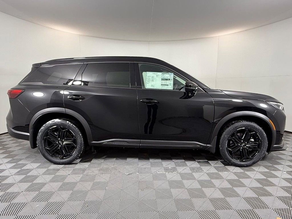 New 2026 INFINITI QX60 Sport image 2