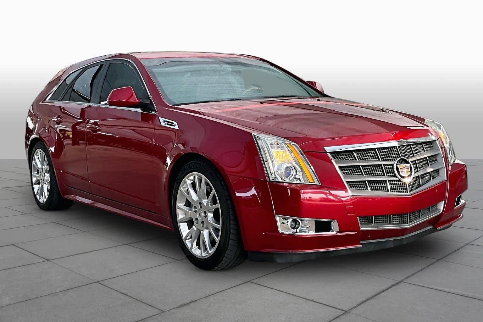 Used 2010 Cadillac CTS Premium RWD image 2