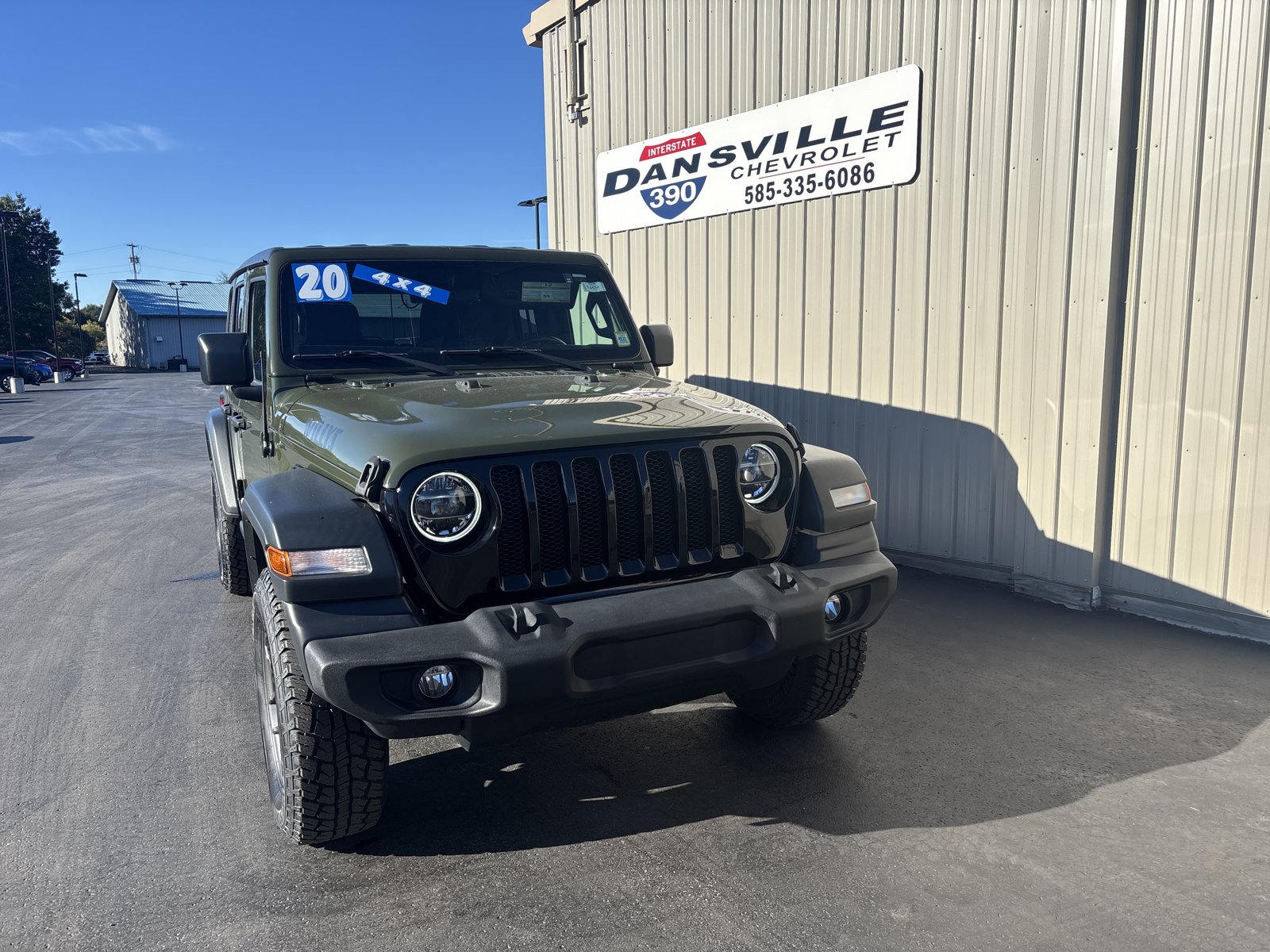 Used 2020 Jeep Wrangler Unlimited Sport AWD/4WD image 2