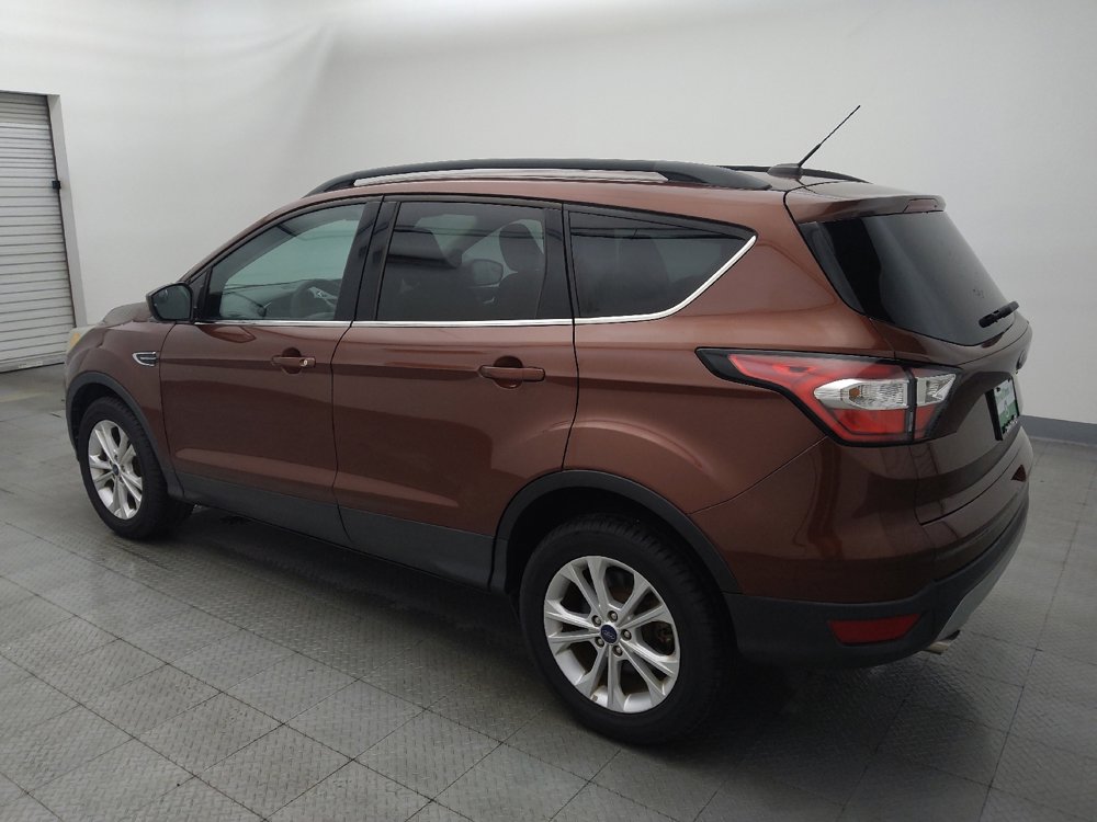 Used 2018 Ford Escape SE AWD/4WD image 3