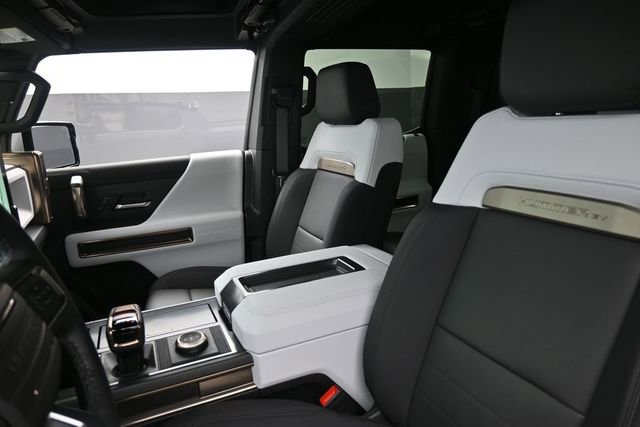 Used 2025 GMC Hummer EV 3X AWD/4WD image 16