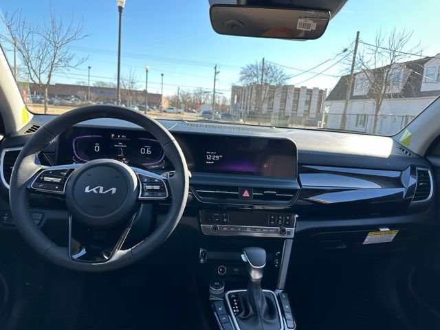 New 2026 Kia Seltos S AWD/4WD image 3