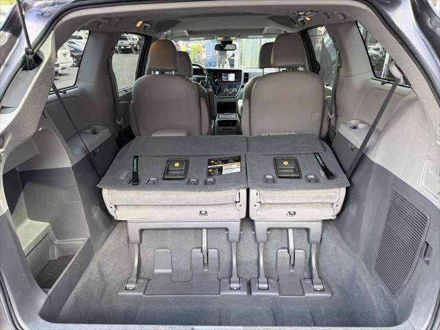 Certified 2019 Toyota Sienna XLE w/ XLE Navigation Package AWD/4WD image 17