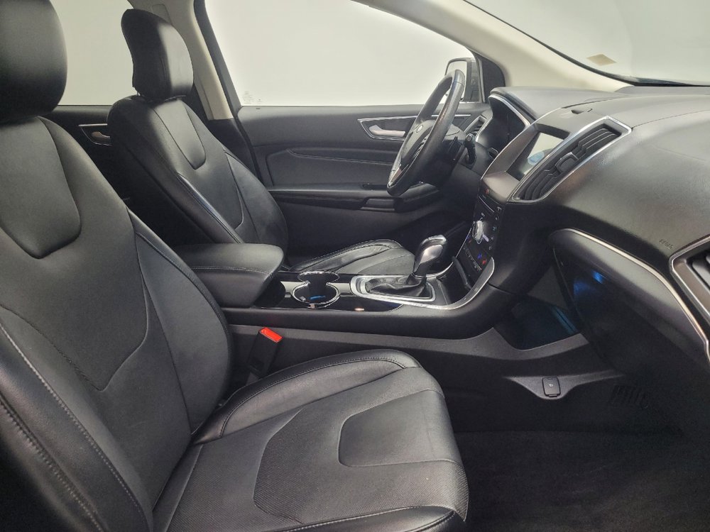 Used 2018 Ford Edge Titanium w/ Equipment Group 301A image 21