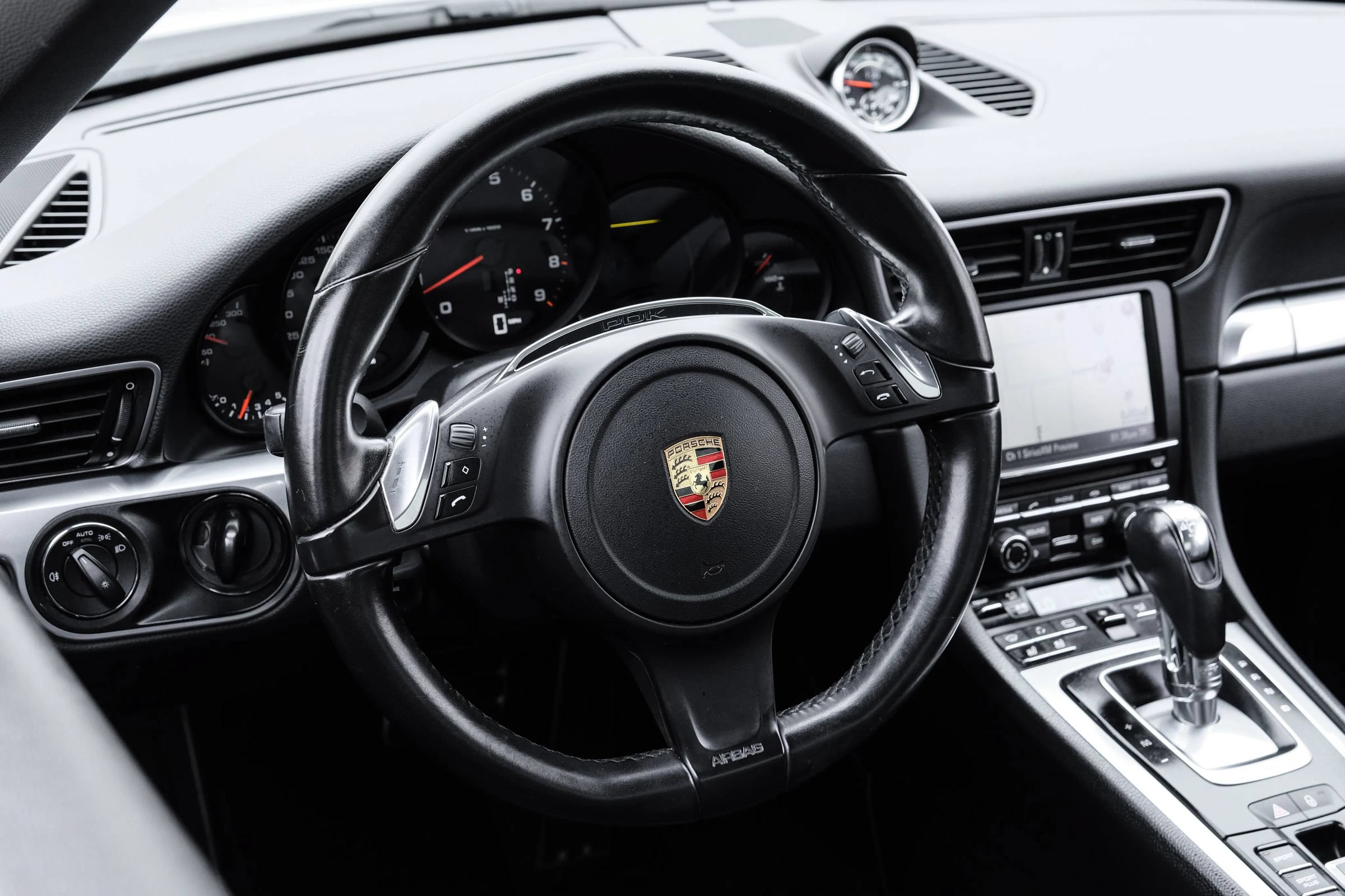 Used 2013 Porsche 911 Carrera 4 AWD/4WD image 13