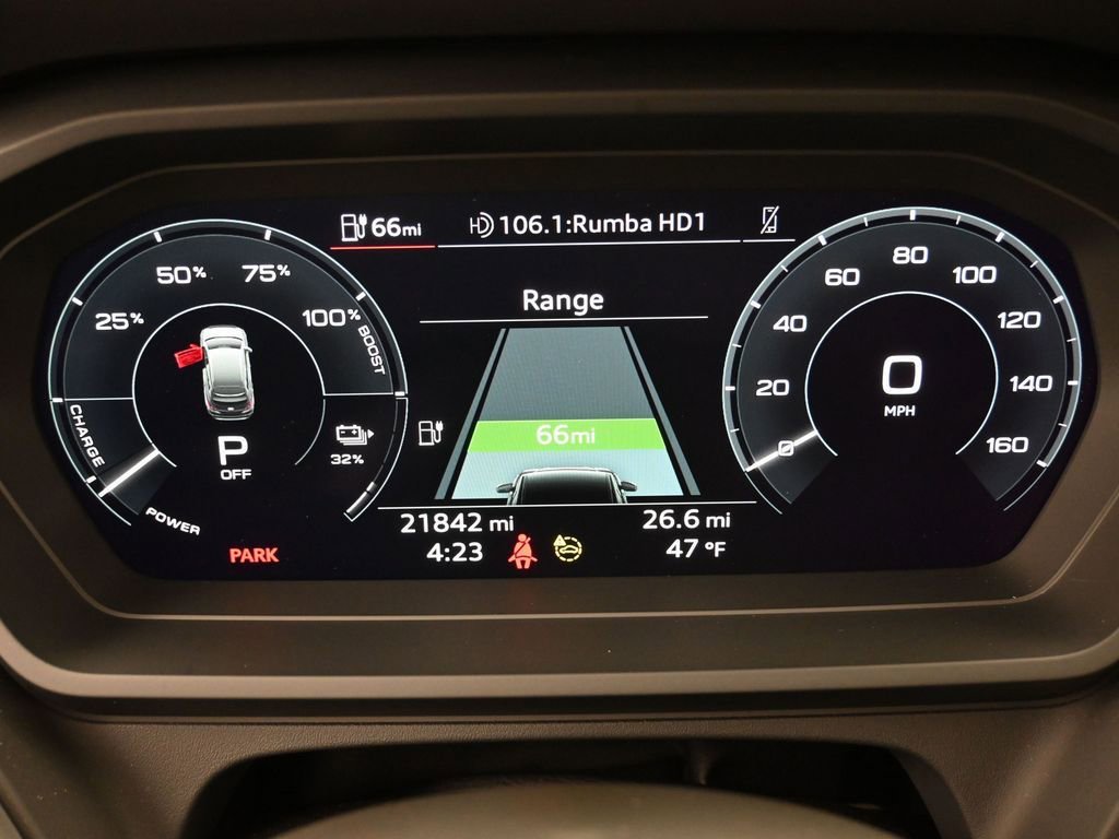 Used 2023 Audi Q4 e-tron Premium w/ Convenience Package image 22