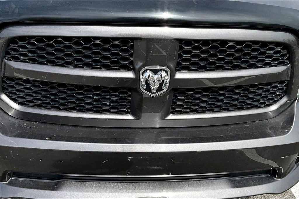 Used 2015 RAM 1500 Express image 18