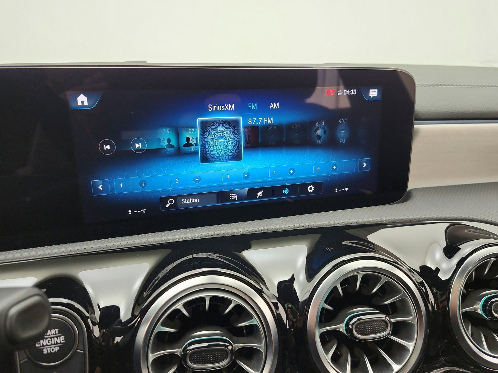 Certified 2023 Mercedes-Benz CLA 250 image 10