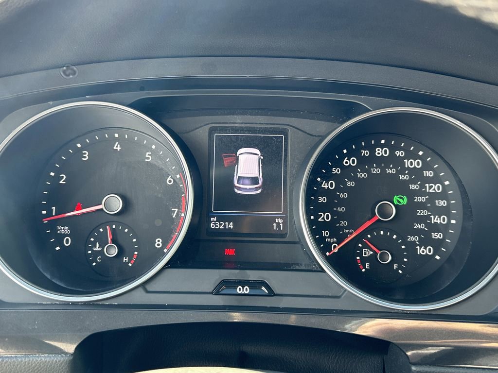 Used 2021 Volkswagen Tiguan SE R-Line image 26