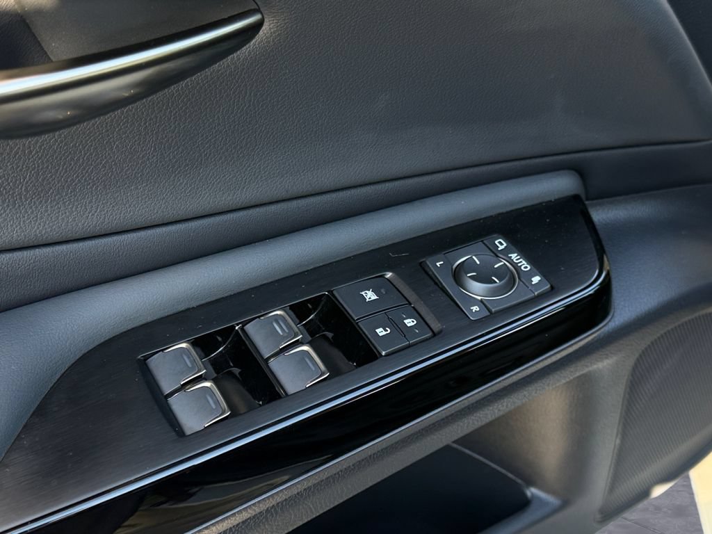 Certified 2022 Lexus ES 300h w/ Premium Package FWD image 15
