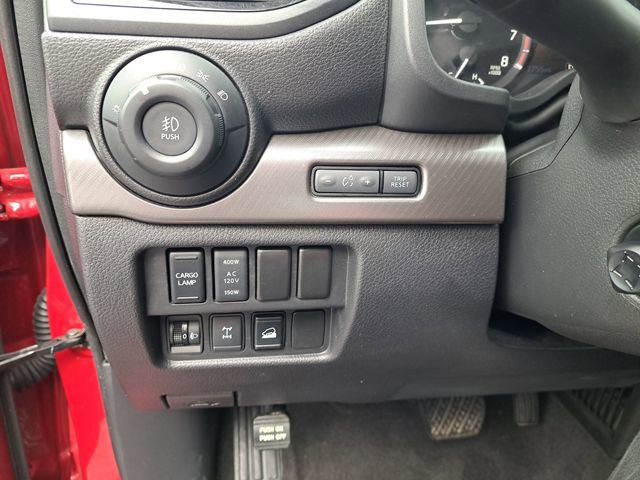 Used 2021 Nissan Titan PRO-4X w/ Pro-4x Convenience Package image 28