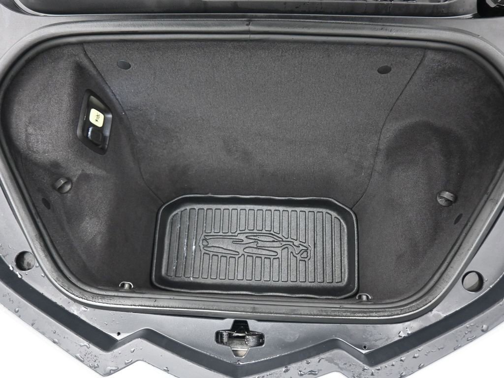 Used 2020 Chevrolet Corvette Stingray Premium Cpe w/ 3LT Preferred Equipment Group image 44