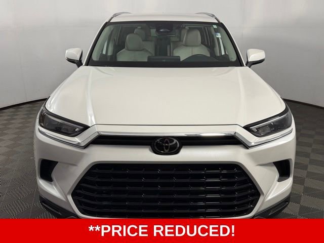 Used 2025 Toyota Grand Highlander AWD video 2