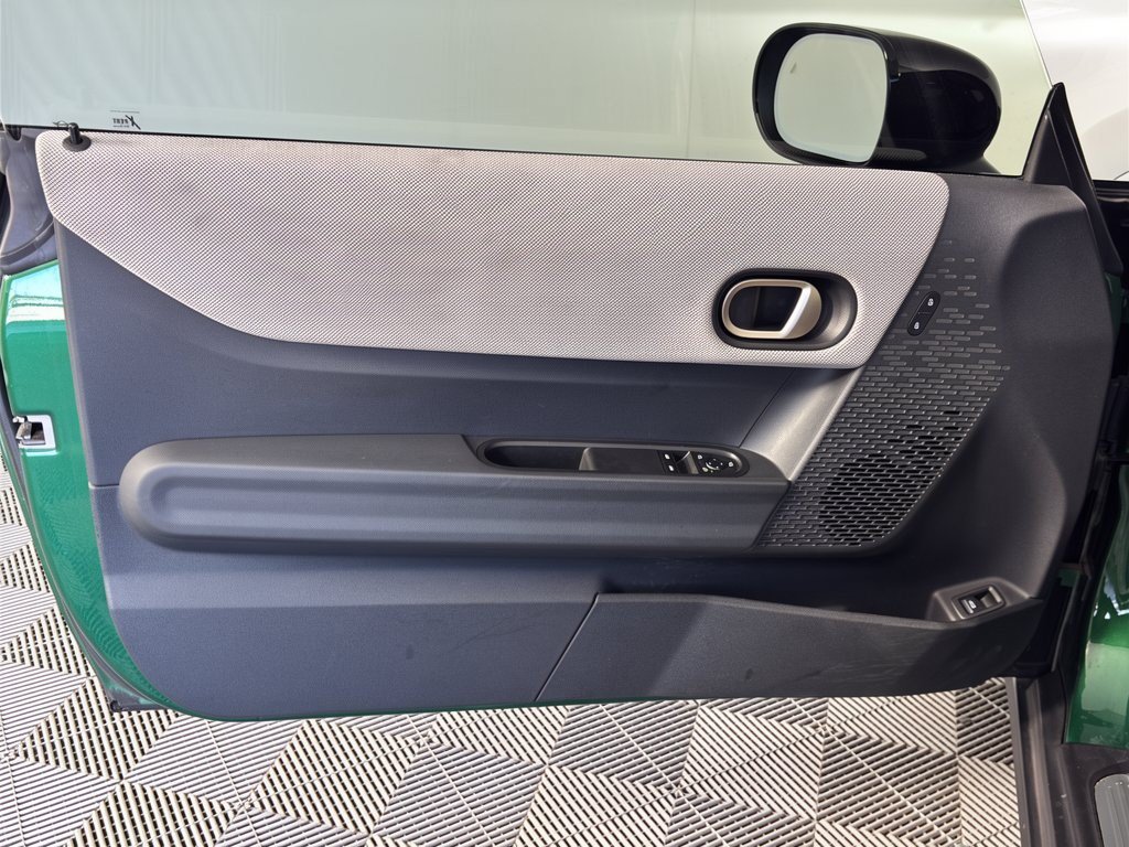 Certified 2025 MINI Cooper S FWD image 14
