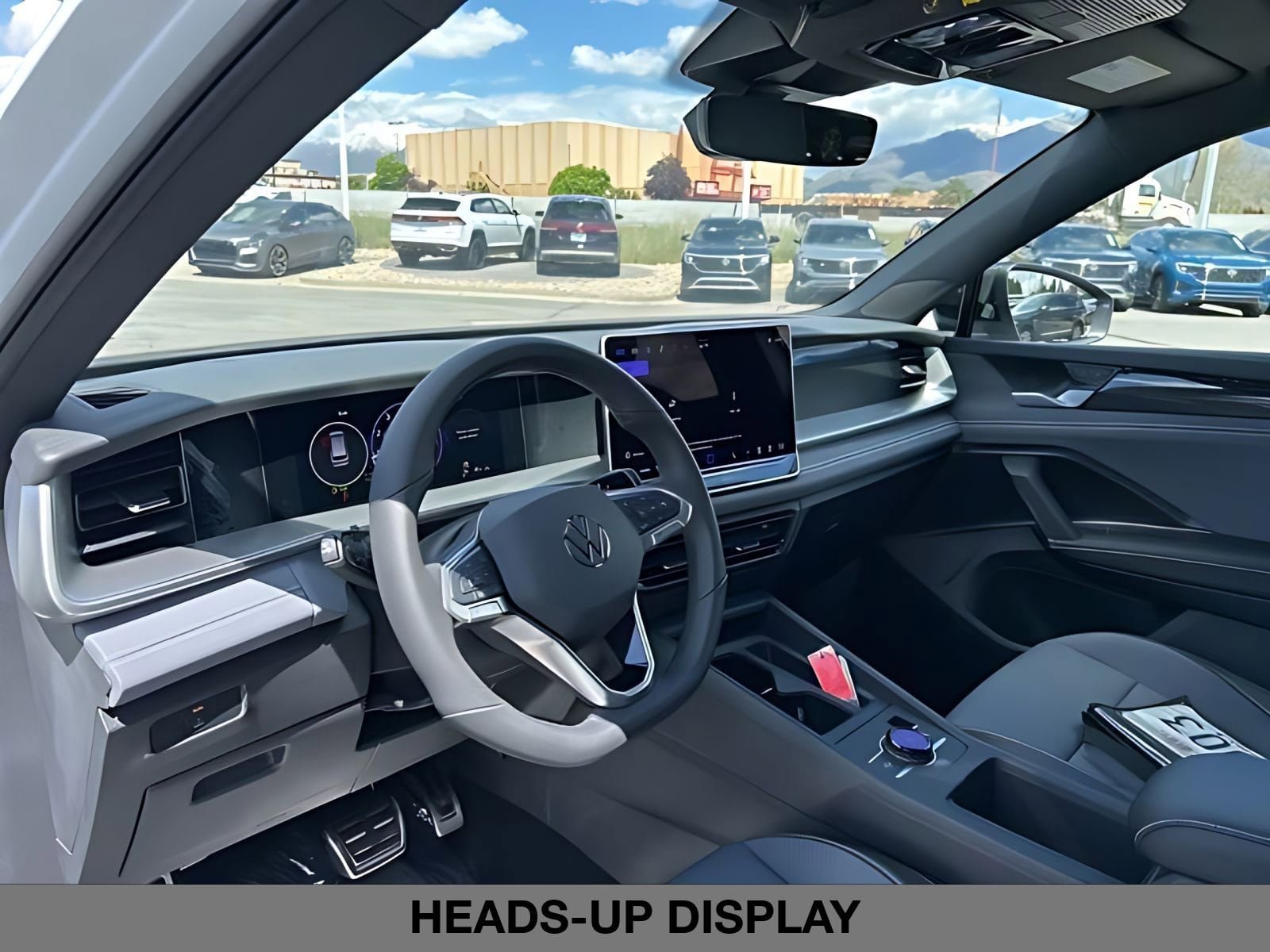 New 2026 Volkswagen Tiguan SE R-Line AWD/4WD image 22