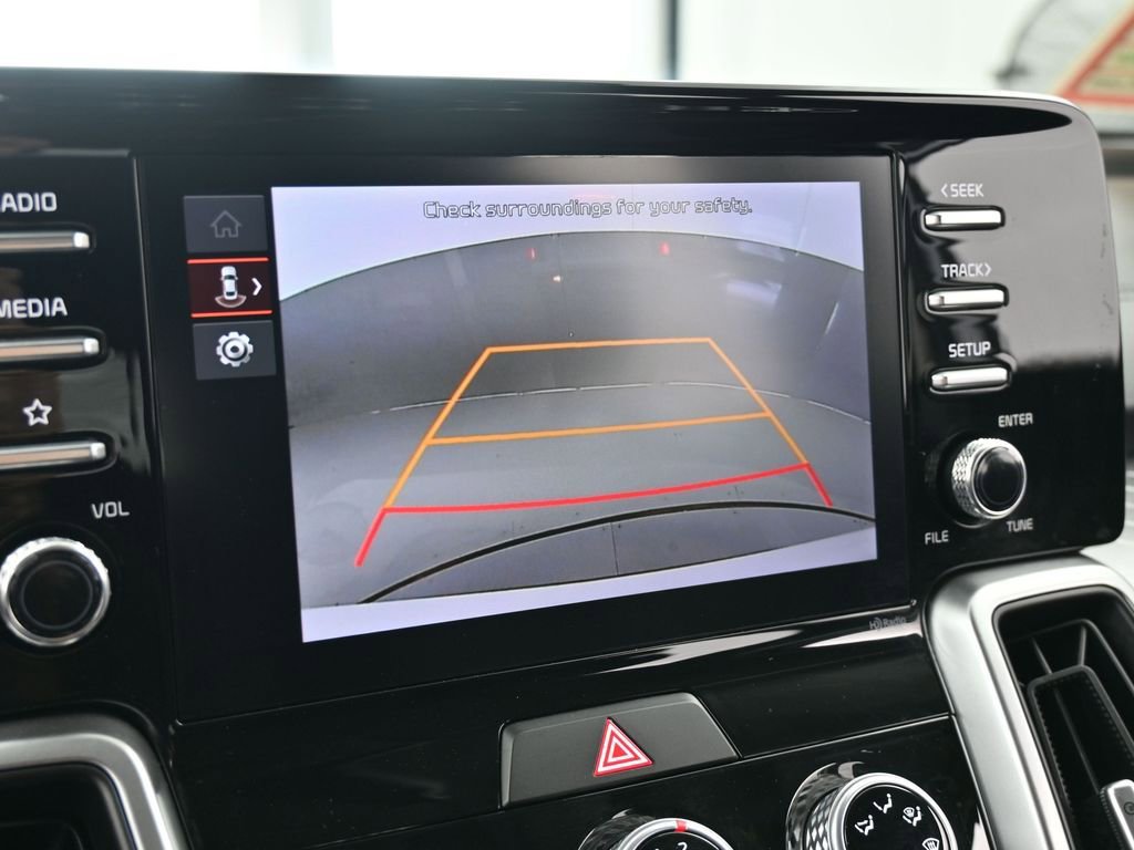 Used 2023 Kia Sorento LX image 21