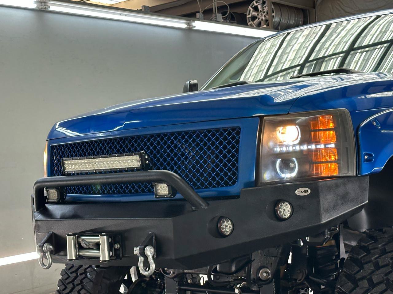 Used 2007 Chevrolet Silverado 1500 LTZ w/ Safety Package AWD/4WD image 4