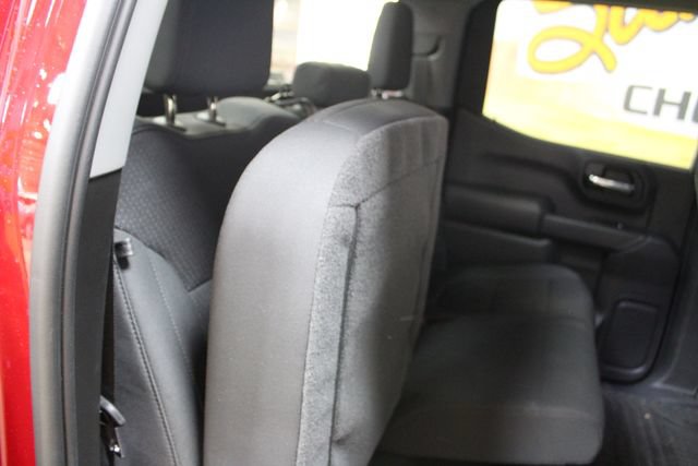 Used 2022 Chevrolet Silverado 1500 Custom w/ Safety Confidence Package RWD image 9