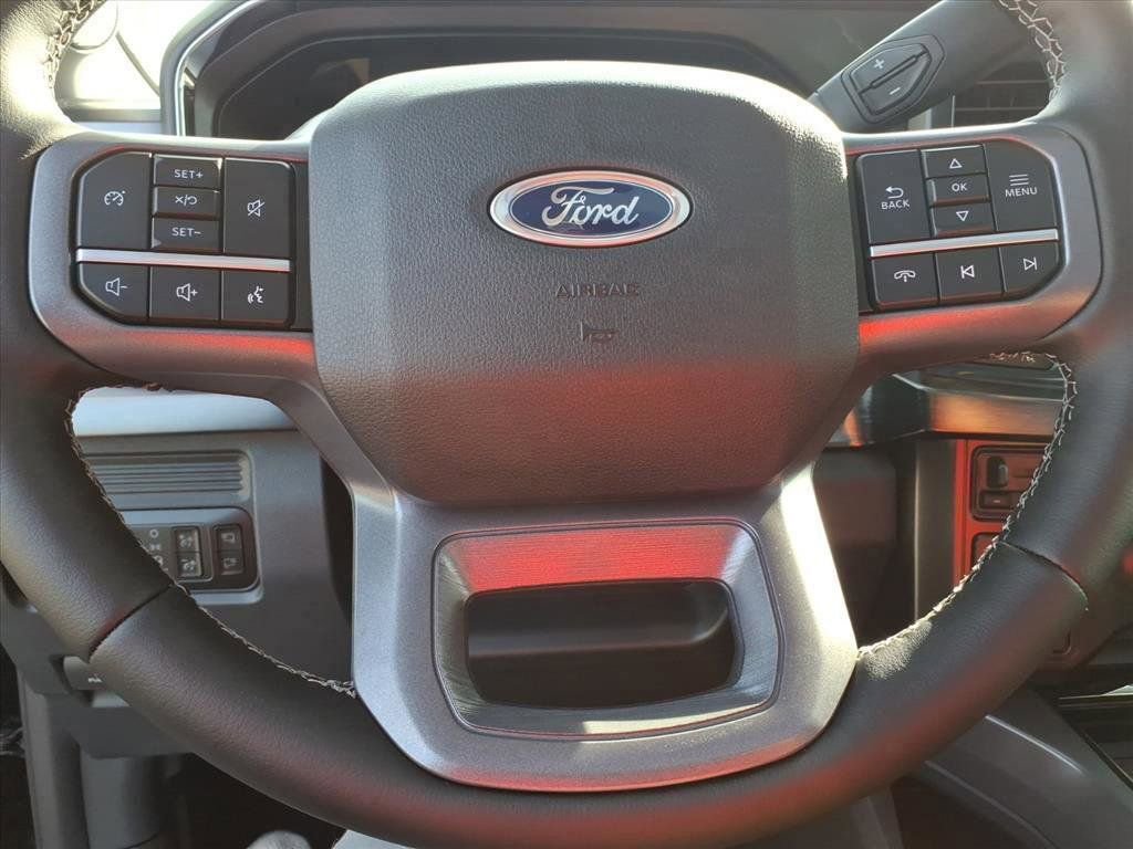 New 2026 Ford F350 Lariat w/ Chrome Package image 19