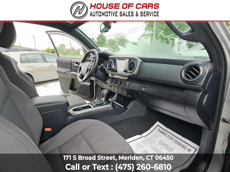 Used 2017 Toyota Tacoma TRD Sport image 45