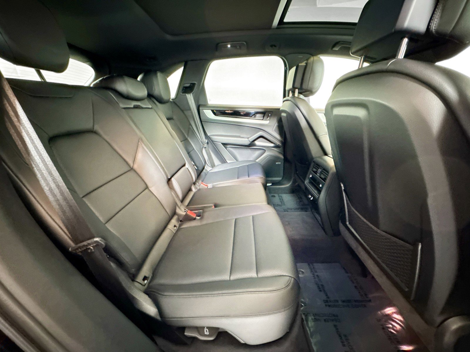 Certified 2025 Porsche Cayenne image 23