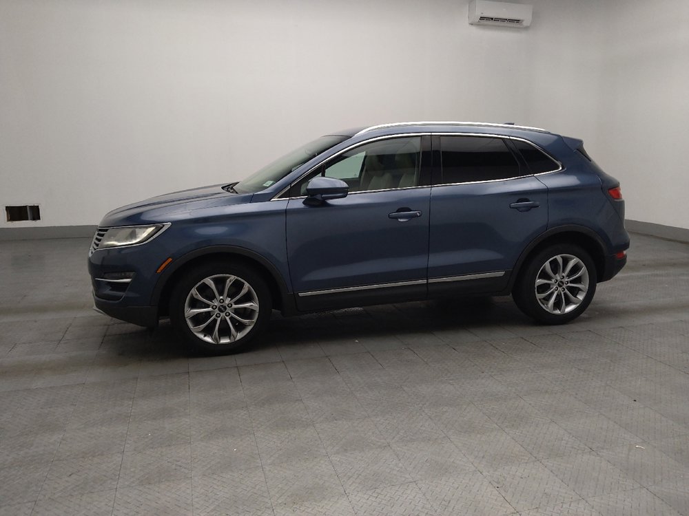 Used 2018 Lincoln MKC Select w/ Select Plus Package FWD image 2