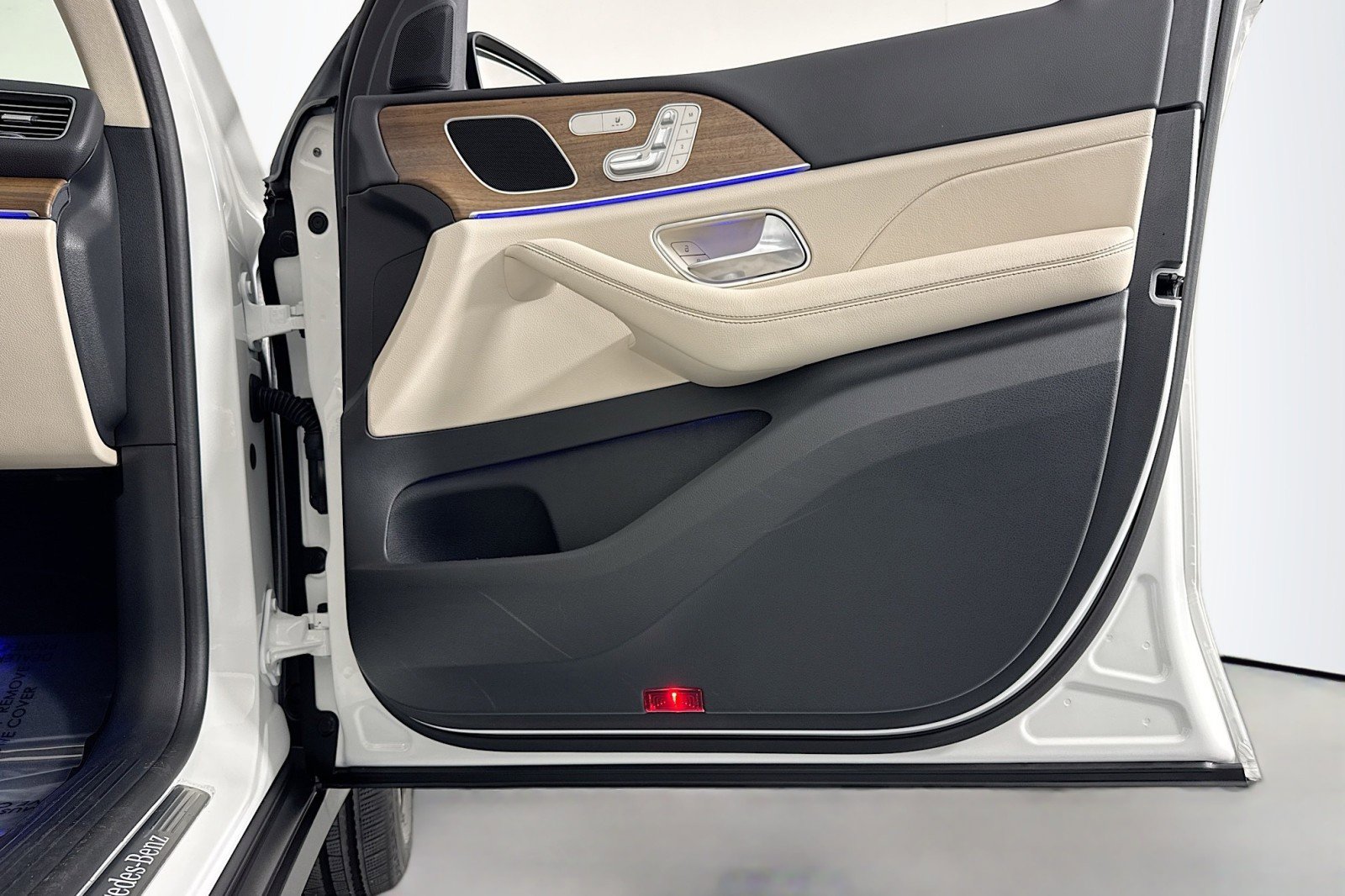 Certified 2025 Mercedes-Benz GLE 350 4MATIC image 24