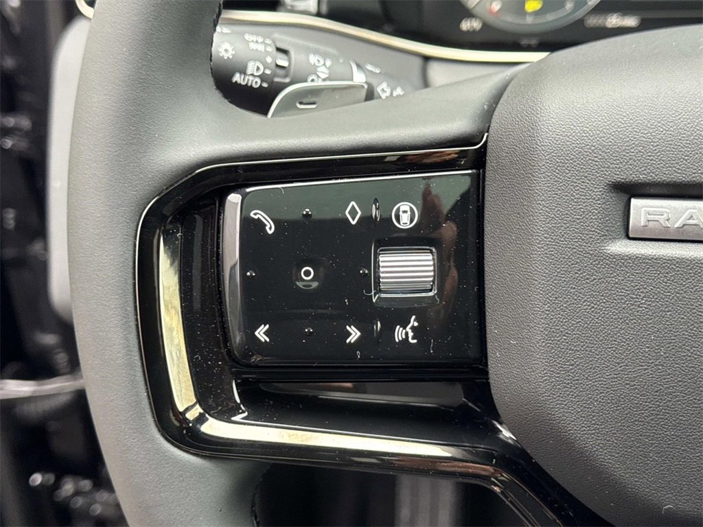 New 2026 Land Rover Range Rover Evoque S image 27