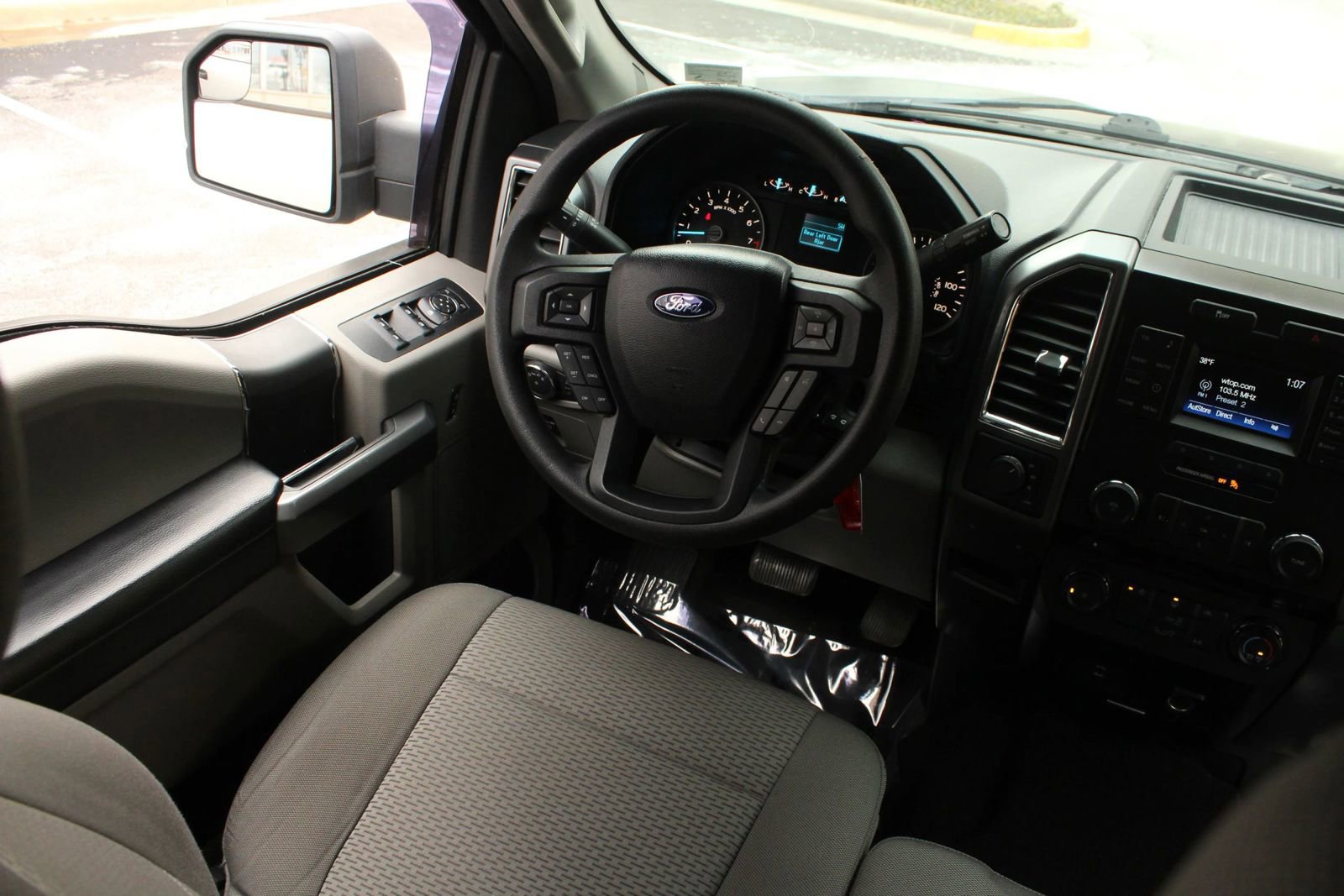 Used 2016 Ford F150 XLT AWD/4WD image 21