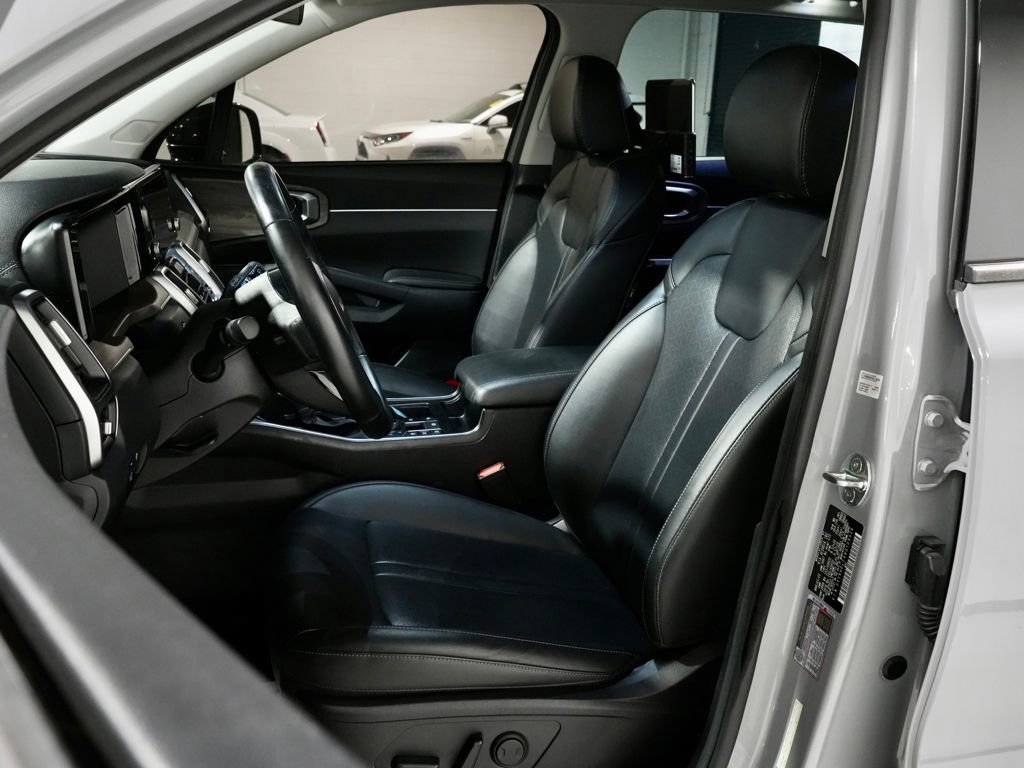 Used 2022 Kia Sorento X-Line EX image 3