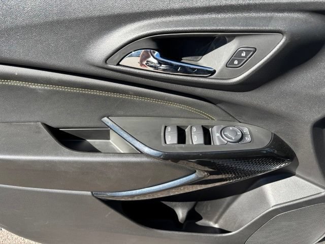 New 2026 Chevrolet Trax LT w/ LT Convenience Package FWD image 11