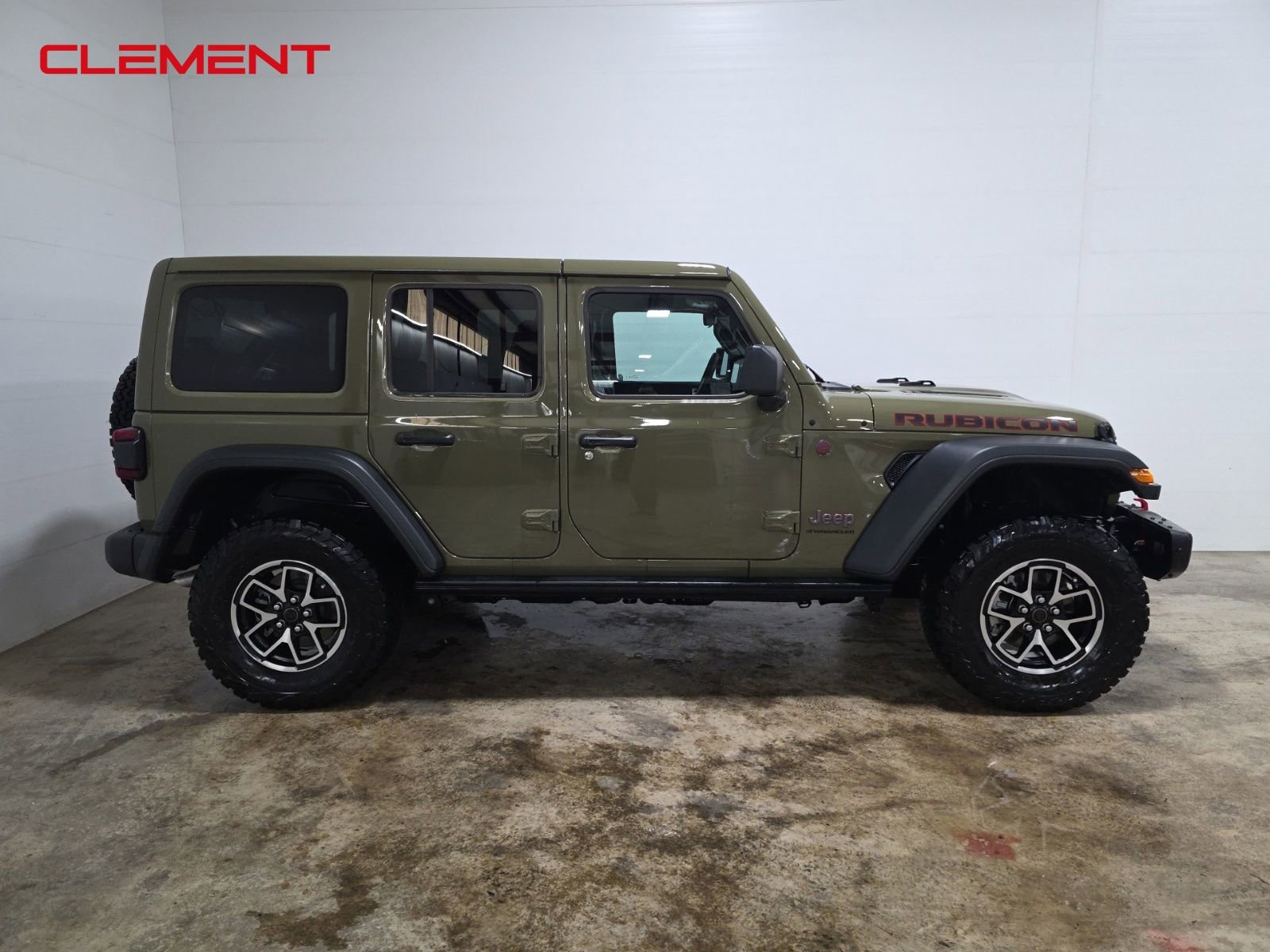 Used 2025 Jeep Wrangler Unlimited Rubicon w/ Steel Bumper Group image 4
