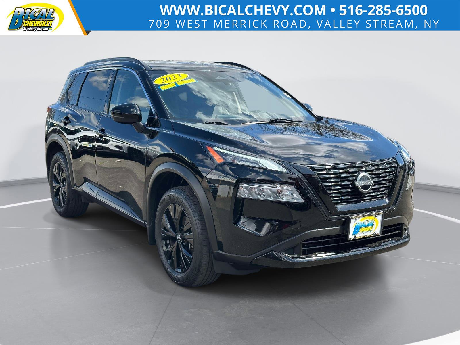Used 2023 Nissan Rogue SV w/ SV Premium Package