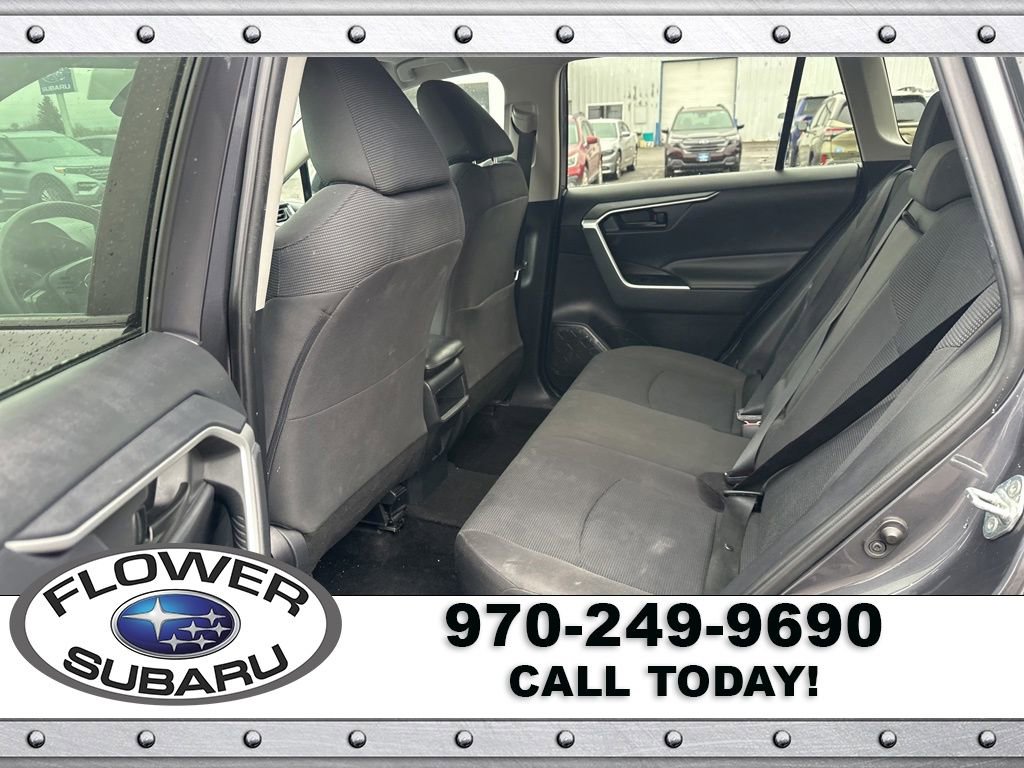 Used 2019 Toyota RAV4 LE image 17