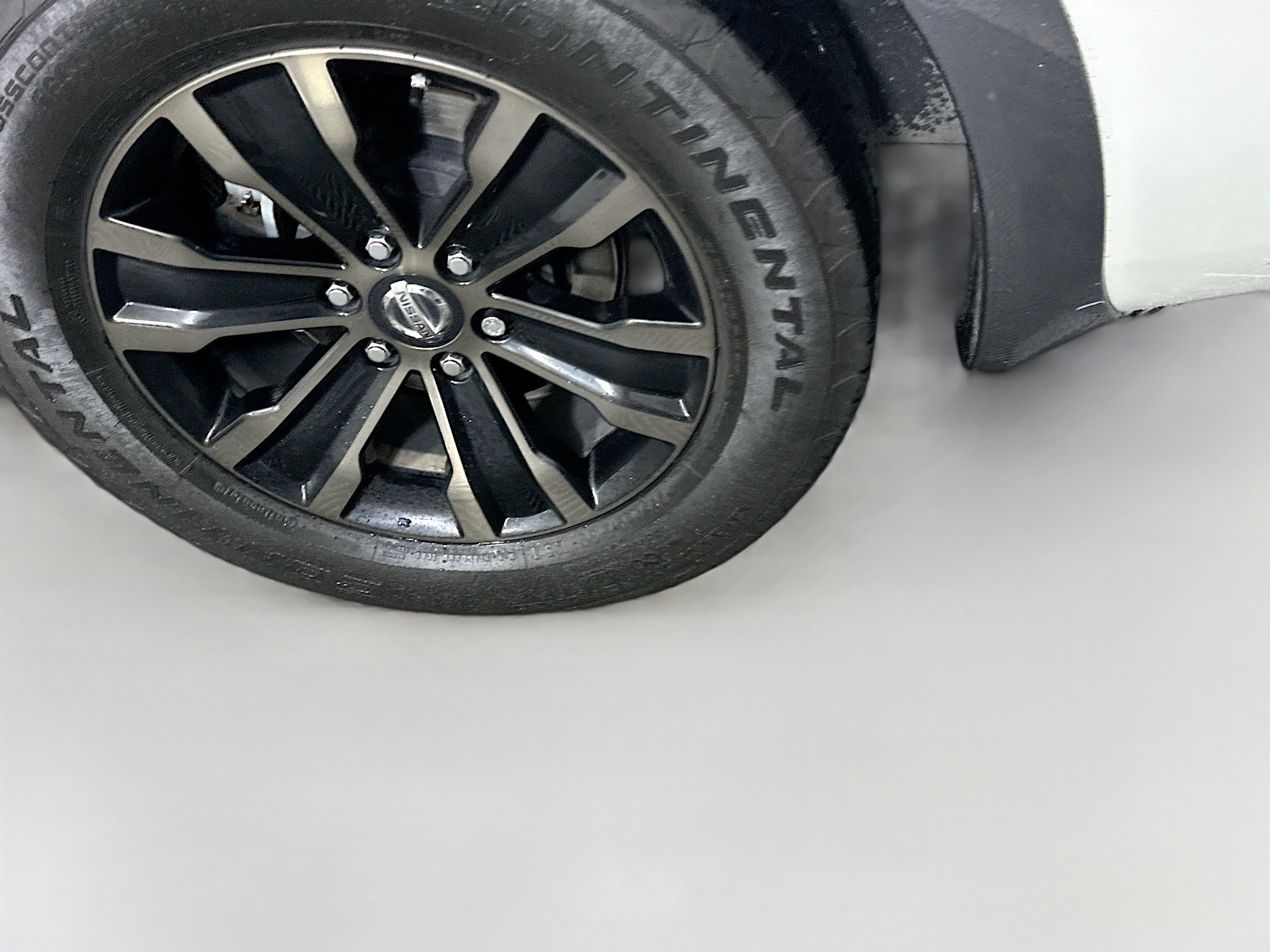 Used 2018 Nissan Armada Platinum w/ Captain Seat Package image 11