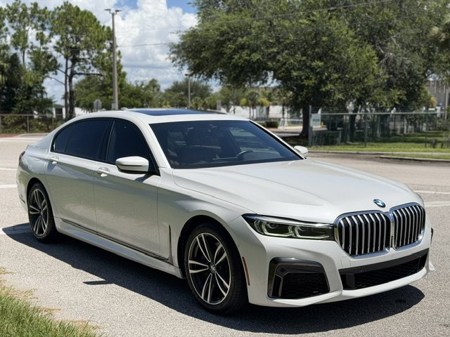 Used 2021 BMW 740i xDrive w/ M Sport Package AWD/4WD image 7