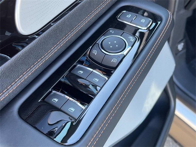 New 2025 Lincoln Aviator Black Label w/ Jet Appearance Package image 22