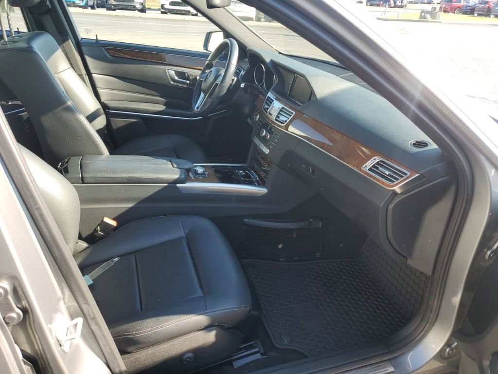 Used 2014 Mercedes-Benz E 350 E 350 image 33