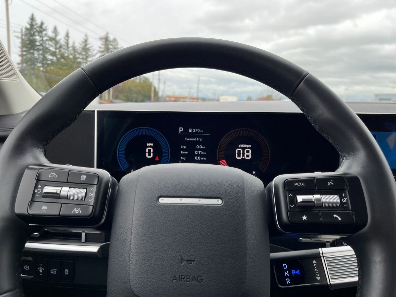 Used 2025 Hyundai Santa Fe SEL image 31