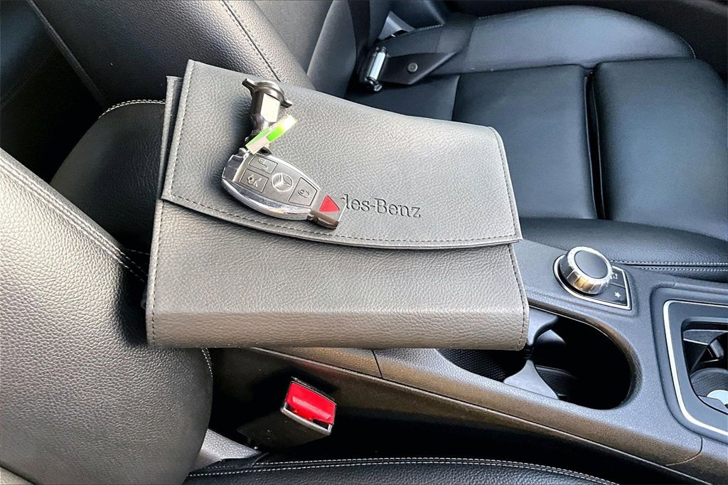 Used 2018 Mercedes-Benz GLA 250 4MATIC image 16